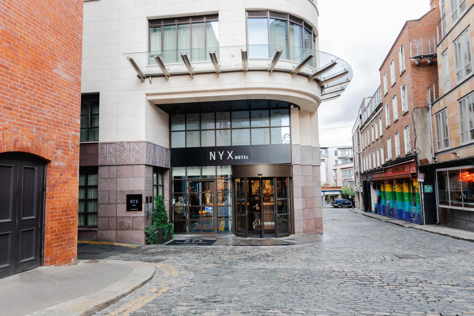 Nyx Hotel Dublin Christchurch Exterior photo